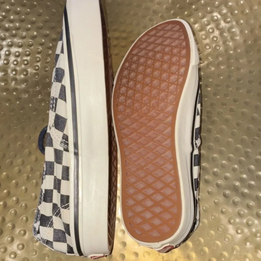 Vans UltraCush Black White Canvas Checkered Lace Up Men's Casual Sneakers size 4